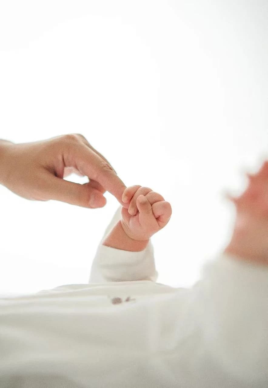 Irregular cycles, severe PMS, clots, cold extremities, and poor sleep may signal that chronic stress is affecting fertility balance.